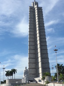 キューバの独立運動家で詩人の国民的英雄のホセ・マルティの記念博物館（革命広場の隣）